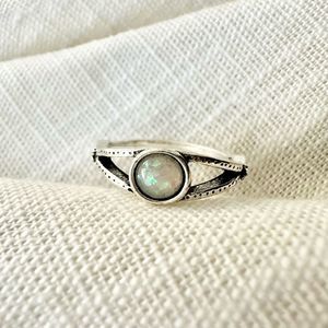 Faux Opal casual ring 5.5